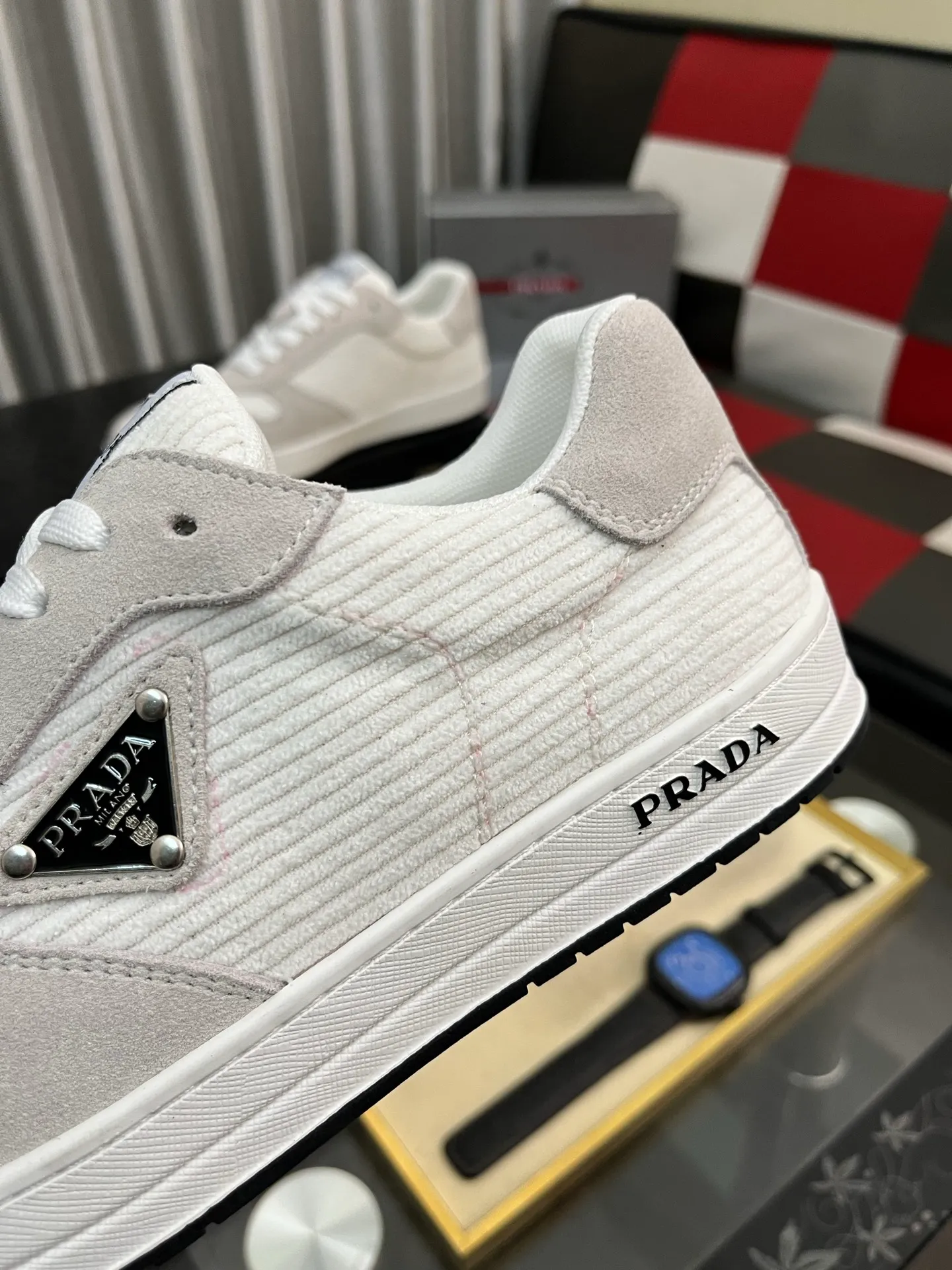 Men's shoes 💰380⌚️⌚️【PRADA】Prada casual shoes, originally developed 1:1, made of high-mercerized cowhide with imported cowhide, silk sheepskin lining, rubber outsole, comfortable and soft on the foot, size: 38-444️⃣Colors available